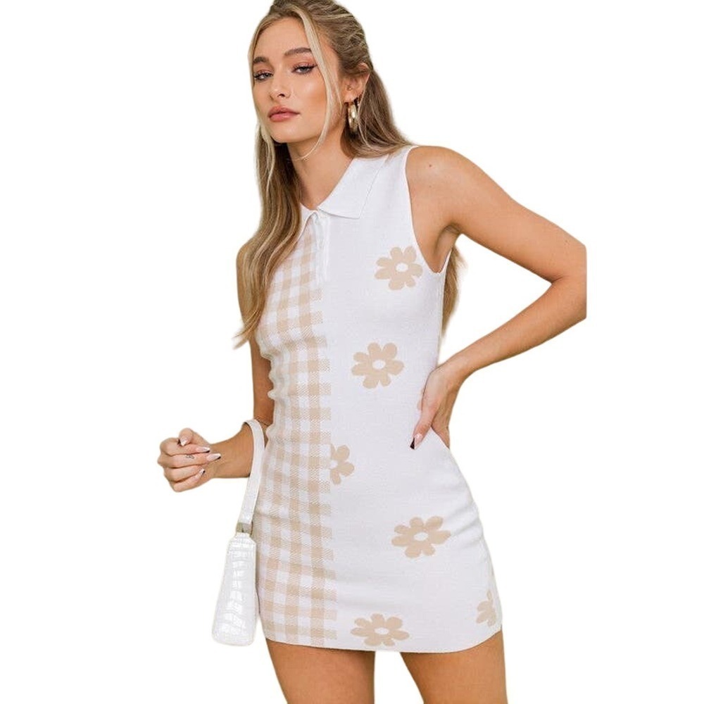 LE LIS Printed Sleeveless Front Button Detail Knit Mini Dress